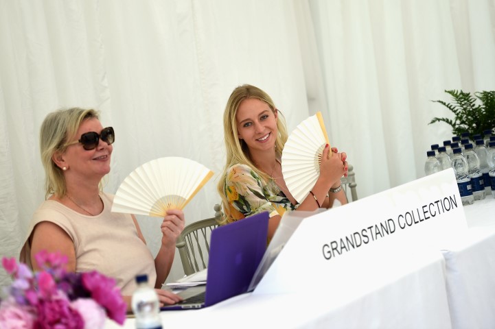 700065097 AJ 9098 991FC51AEB62D8E020C62B0C69627268