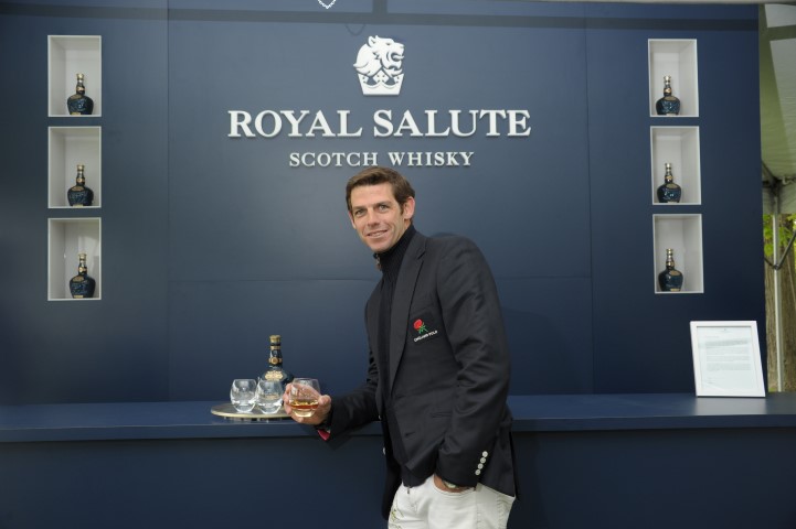 168886934 ML 5268 7E6AA16BF7545388A6C3335F6670B3CB