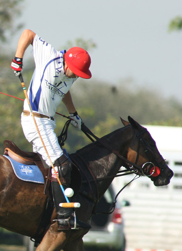 valientecocacolapolomagazineipcinternationalpolo 3